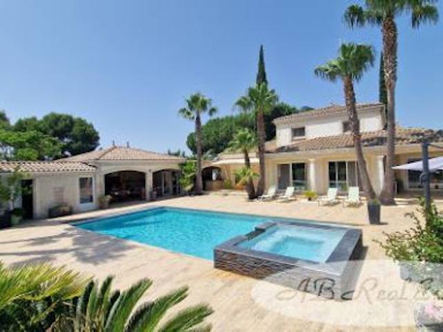 Vente Villa 220 m2 Pezenas