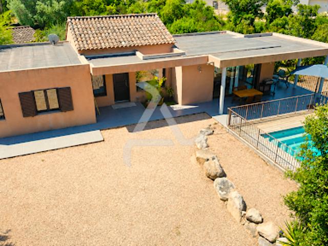 Vente Villa 3 pièces 115 m2 Sainte lucie de porto vecchio
