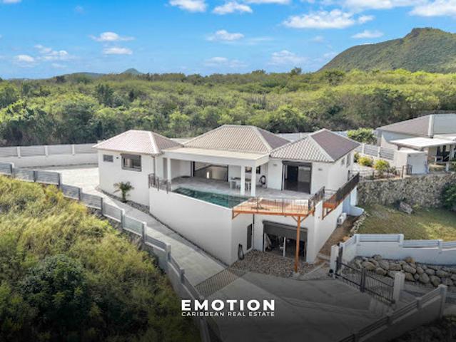 Vente Villa 3 pièces 120.7 m2 Saint Martin