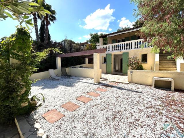 Vente VILLA T5/T6 à GASSIN