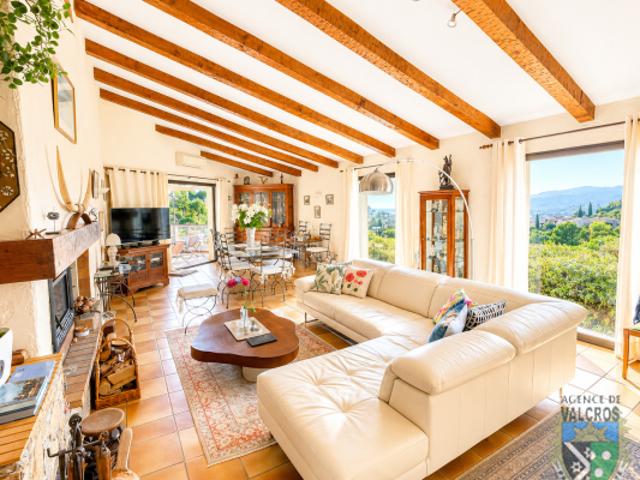 VENTE VILLA VUER MER 6 PIECES GARAGE PISCINE AU DOMAINE DE V