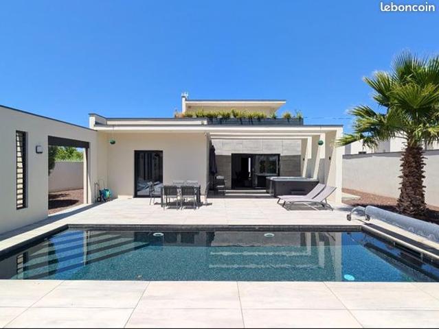 VENTE VILLA CONTEMPORAINE 137m² 4 SUITES PISCINE GARAGE
