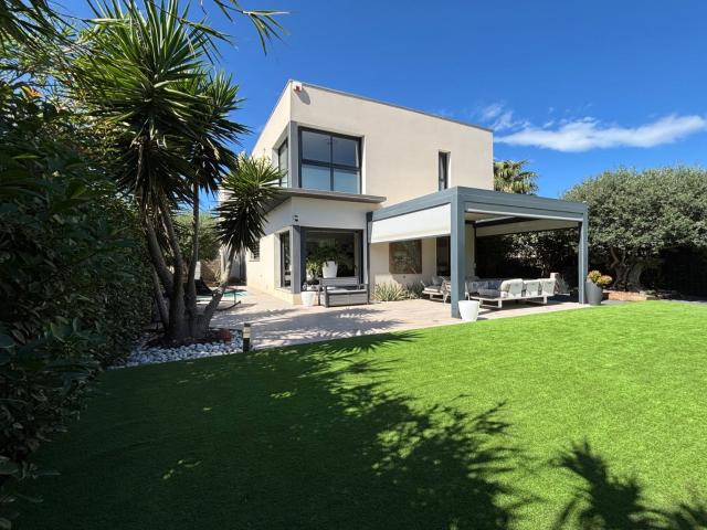 Vente villa contemporaine 4 Pièce s 180m² Torreilles