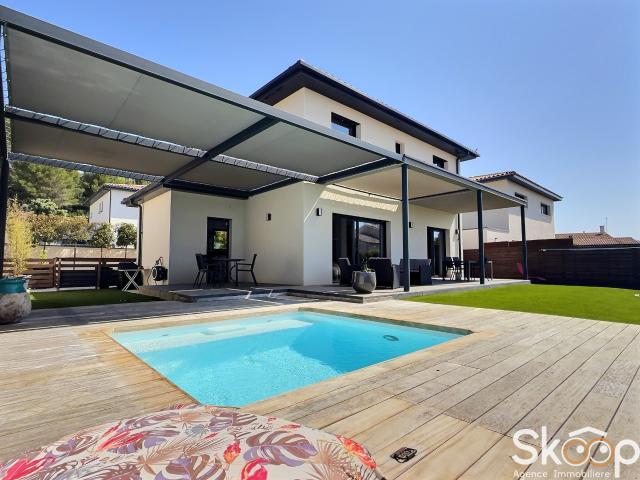 VENTE VILLA CONTEMPORAINE 4 PIECES AVEC PISCINE 34820 TEYRAN
