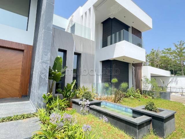 Vente villa de luxe à Souissi. 5 chambres. Fenêtres double vitrage et chauffage central