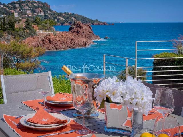 Vente Villa pieds dans l'eau au Trayas, Théoule sur Mer