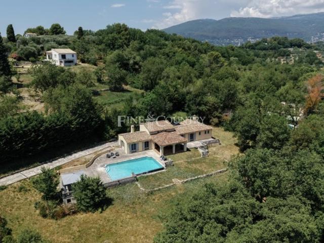 Vente Villa proche Valbonne