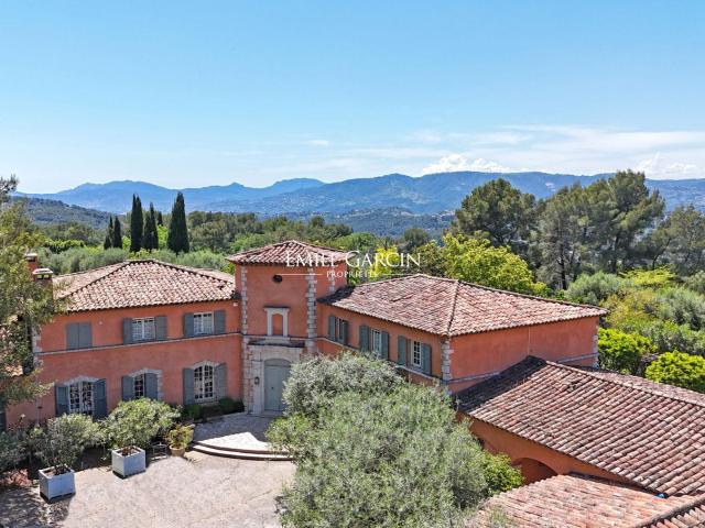 Vente villa. Propriété familiale. Cote d'Azur. Mougins Mou. 800m² Mouans Sartoux