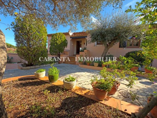 Vente villa Sainte Maxime 8 pièces avec garage et vue dégagé
