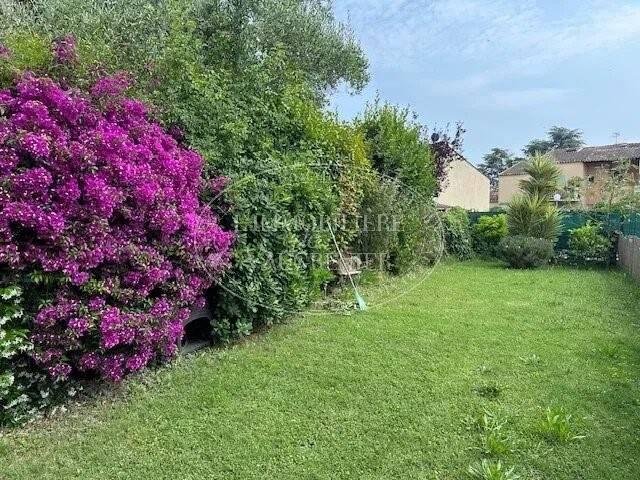 VENTE VILLENEUVE LOUBET VILLA JUMELEE 3 P 499 000. €