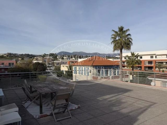 VENTE VILLENEUVE LOUBET PLAGE APPARTEMENT 2 PIÈCES 375 000. €