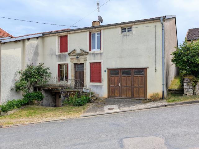 Vente Voisey maison 132 m2 sur 381m2 terrain avec 2 chambres