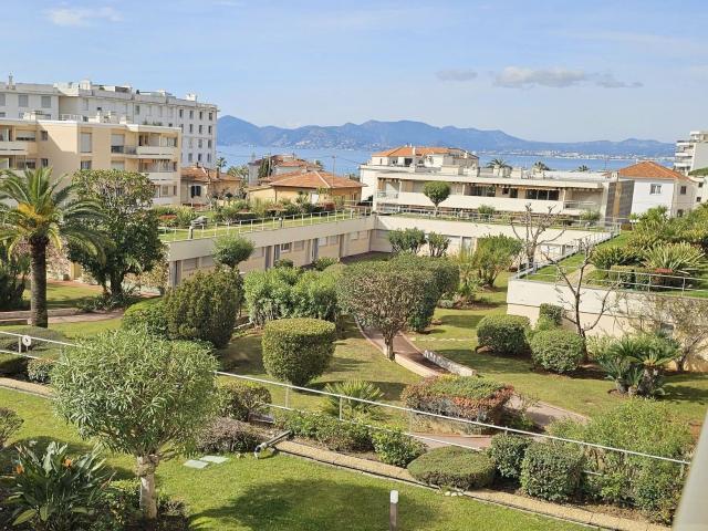 Vente appartement 4 Pièce s 91m² Cannes
