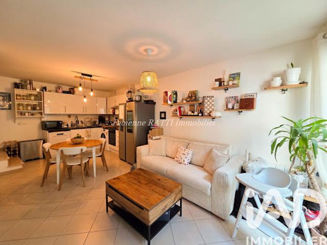 Vente Appartement 4 pièces 56 m2 Houilles