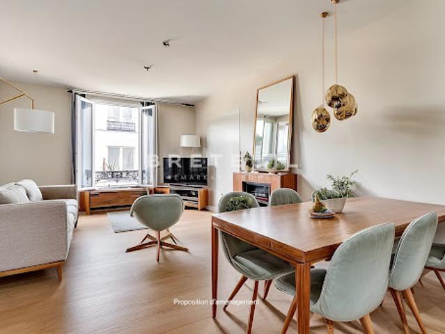 Vente Appartement 4 pièces 58.1 m2 Paris 18ème
