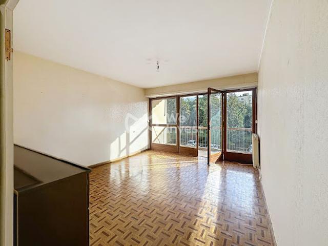 Vente Appartement 3 pièces 63.74 m2 Pau