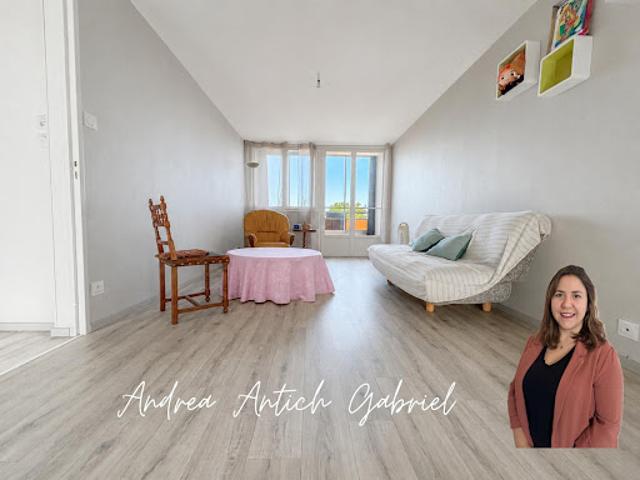 Vente Appartement 4 pièces 61.1 m2 Sète