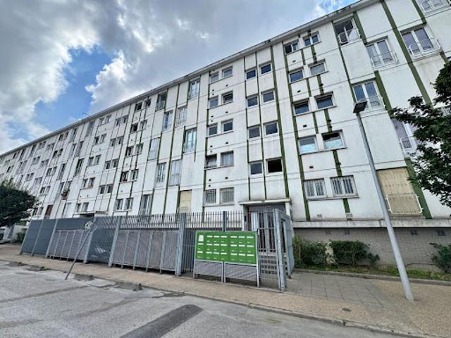 Vente Appartement 4 pièces 62.58 m2 Clichy sous Bois