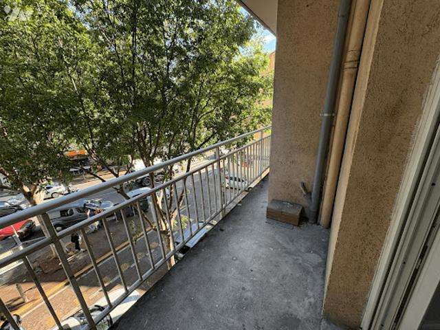 Vente Appartement 4 pièces 67.98 m2 Marseille 10ème
