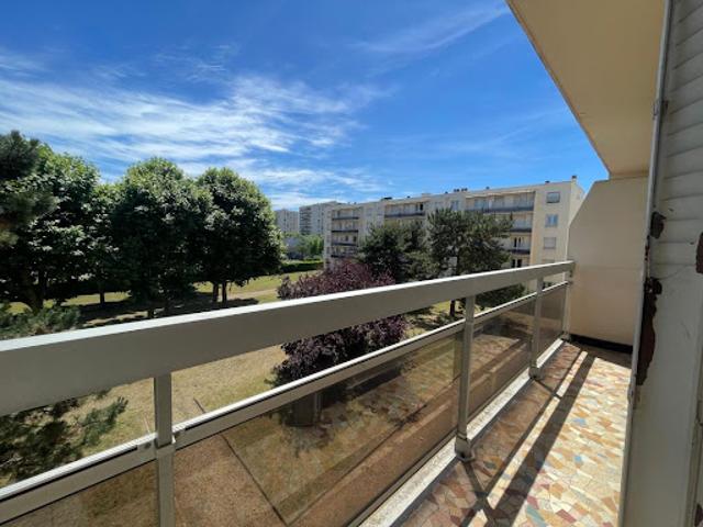 Vente Appartement 4 pièces 64 m2 Venissieux