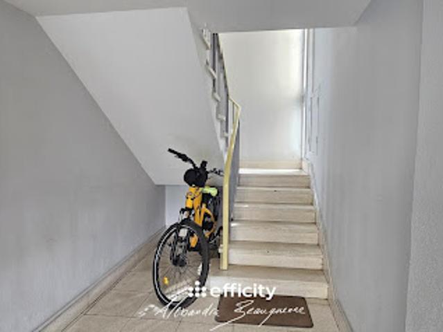 Vente Appartement 4 pièces 65 m2 Niort