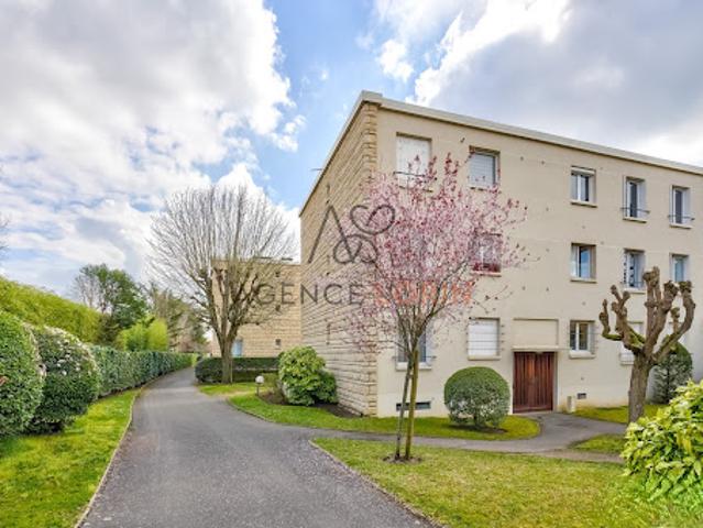 Vente Appartement 4 pièces 66.91 m2 Croissy sur Seine