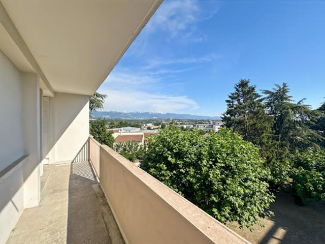 Vente Appartement 4 pièces 66.06 m2 Romans sur isere
