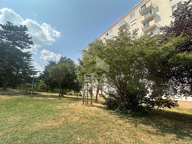 Vente Appartement 4 pièces 66 m2 Creteil