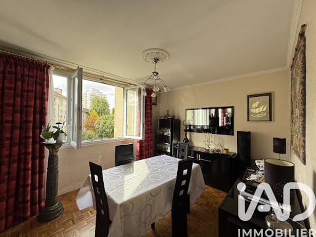 Vente Appartement 4 pièces 66 m2 Le kremlin bicetre