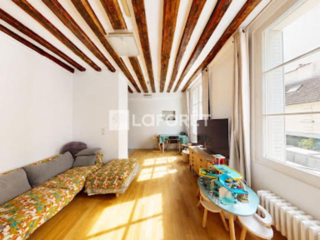 Vente Appartement 4 pièces 68.13 m2 Paris 10ème