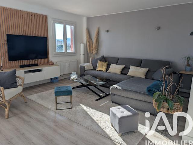 Vente Appartement 4 pièces 68 m2 Cannes la bocca