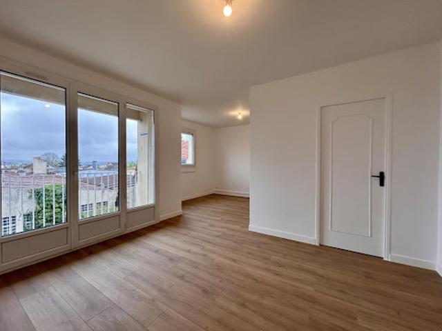 Vente Appartement 4 pièces 68 m2 Limoges