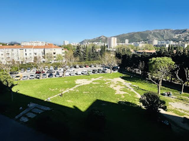Vente Appartement 4 pièces 68 m2 Marseille 11ème