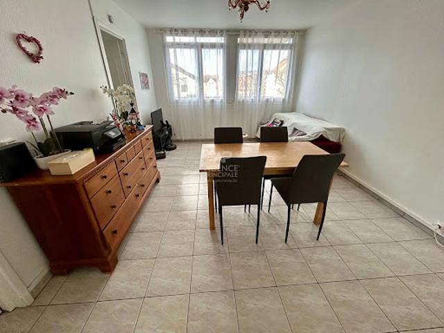 Vente Appartement 4 pièces 66.82 m2 Poissy