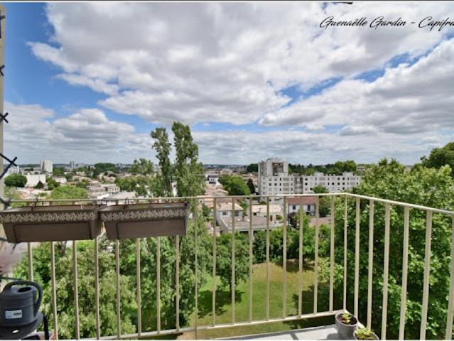 Vente Appartement 4 pièces 69 m2 Bordeaux