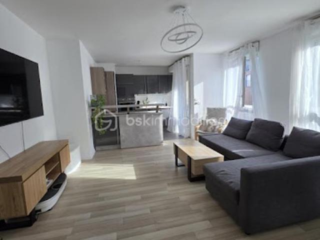 Vente Appartement 4 pièces 73.8 m2 Mantes la Jolie