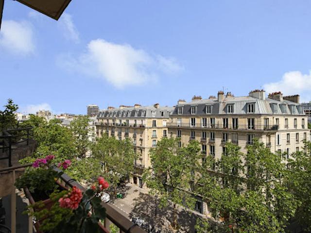 Vente Appartement 4 pièces 73.01 m2 Paris 11ème