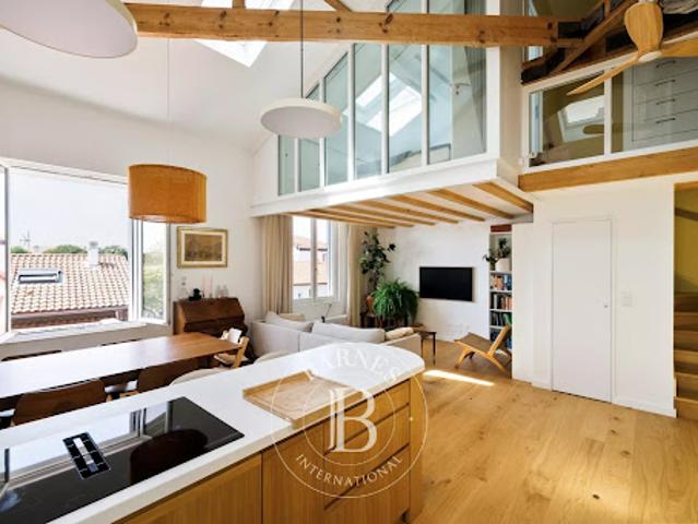 Vente Appartement 4 pièces 73.06 m2 Biarritz