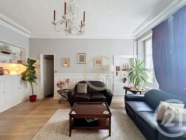 Vente Appartement 4 pièces 73.34 m2 Versailles