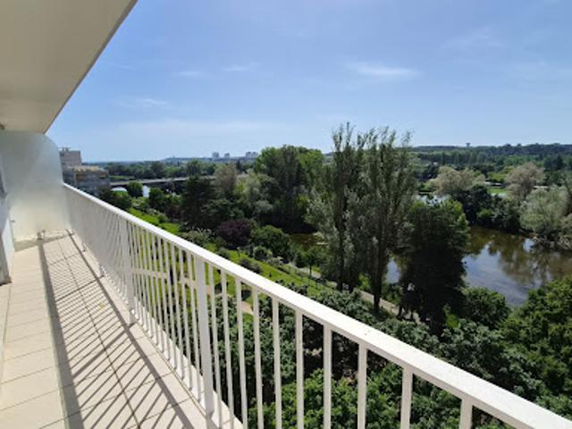 Vente Appartement 4 pièces 73 m2 Tours