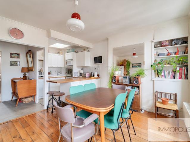 Vente Appartement 4 pièces 73 m2 Paris 18ème