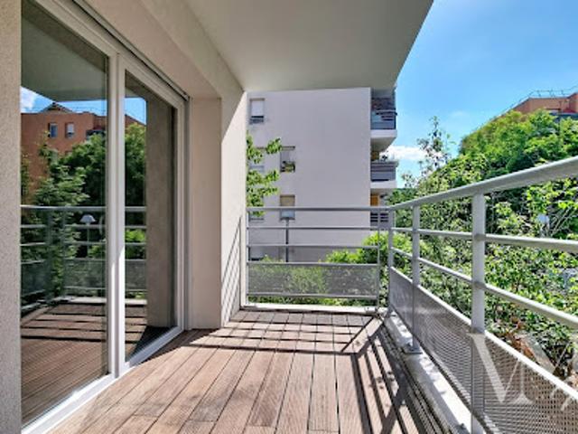 Vente Appartement 4 pièces 70.72 m2 Pierre benite