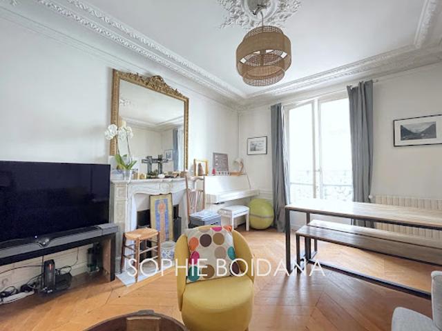Vente Appartement 4 pièces 70.19 m2 Paris 17ème