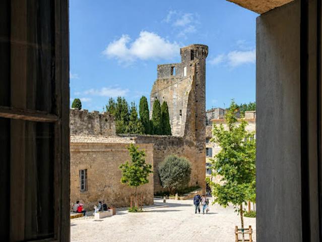 Vente Appartement 4 pièces 70.27 m2 Uzès