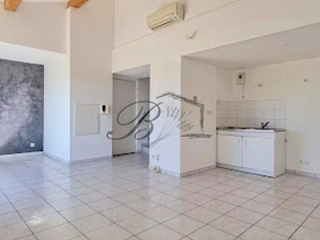 Vente Appartement 4 pièces 70 m2 Pertuis