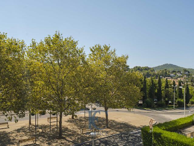 Vente Appartement 4 pièces 70 m2 Saint Cyr sur Mer