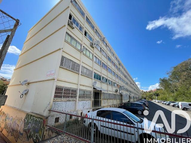 Vente Appartement 4 pièces 70 m2 Saint Denis