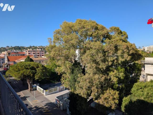 Vente Appartement 4 pièces 71.11 m2 Cagnes sur Mer