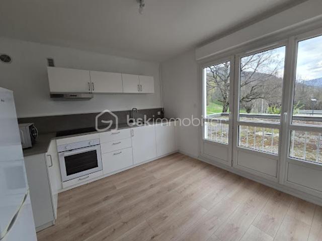 Vente Appartement 4 pièces 71.34 m2 Voiron