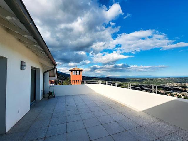 Vente Appartement 4 pièces 71 m2 Grasse